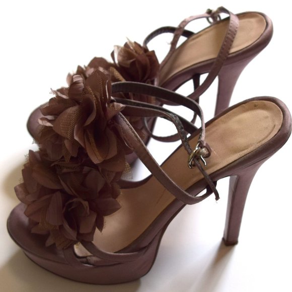 2/$20 Floral Tulle Applique Platform Heels - Picture 1 of 9